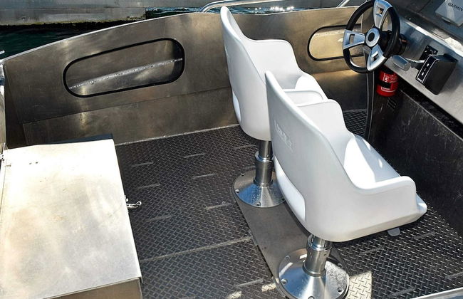 8 Person Holiday Home in Lesund - Foto 25