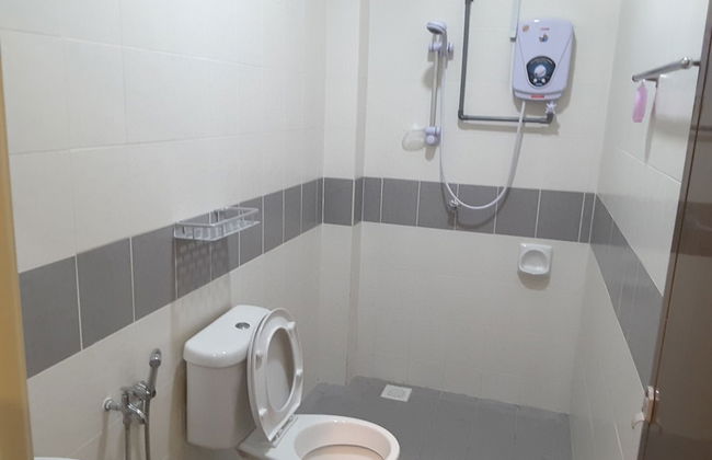 Laman Kurnia Holiday House - Photo 33