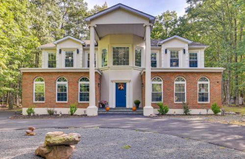 Game Room and Home Theater! Immaculate Poconos Lodge - Foto 38