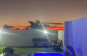 Casa com piscina e garagem privativa - Foto 3