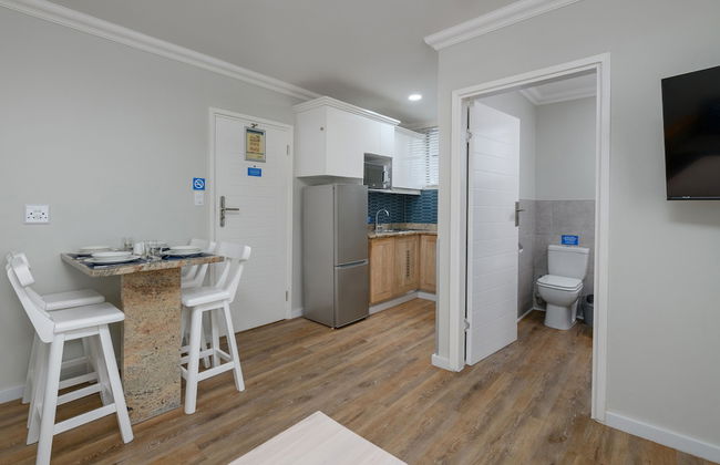 Margate Beach Club - Photo 11