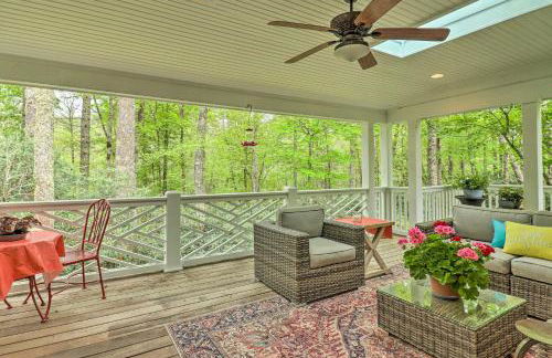 1 Mi to Downtown Highlands Cottage with Sunroom - Foto 16
