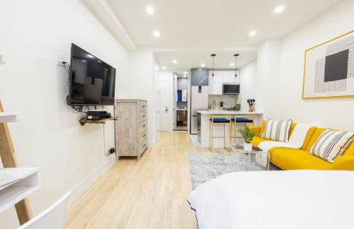 1597-13 I Brand new Studio Prime upper east W&D - Foto 7