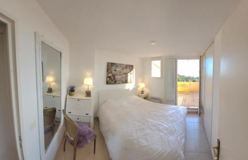 Seaview house, close Cannes, pool, garden. garage - Foto 8