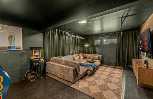 Royal Elk Lodge Hot Tub Sauna Theatre Speakeasy - Foto 42