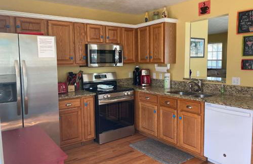 House # 08 Dock of the Bay (no pets) private pier - Photo 6