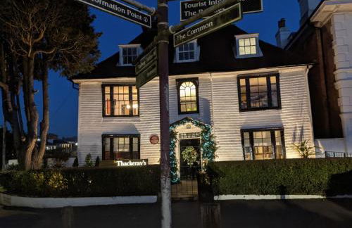 Lovely Stable mews in hidden location - Photo 23
