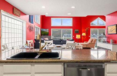 Family-friendly Home Hot Tub Lake View & Pool Access - Foto 15