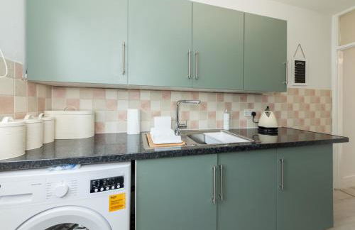 2BDR Peaceful Ground Floor Apartment Free Parking - Pass the Keys - Foto 24