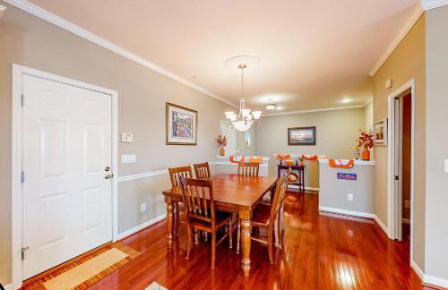 Boat Dock Lake-View Retreat 5 Mi to Dtwn Clemson - Foto 7