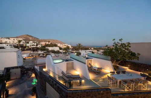 NEW Yiota Collection 4 Suites & 4 Prive Jacuzzi - Foto 10