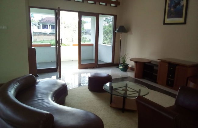Simply Homy Guesthouse Graha Puspa - Photo 10
