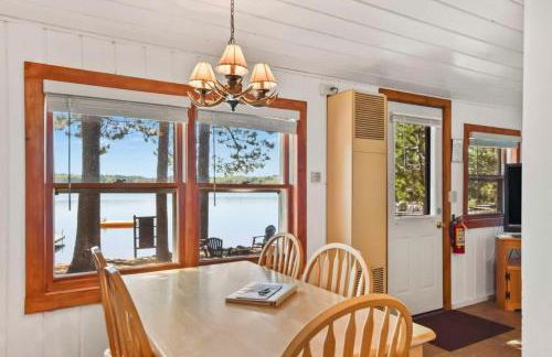 Whispering Waters Bayview Resort Cabin 4 - Foto 15