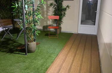 Paris-Eiffel, bienvenue -terrasse -Netflix - Foto 17