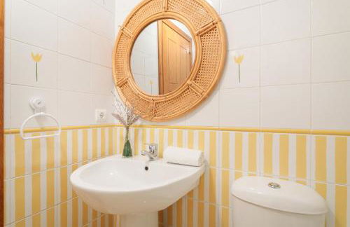 Montefaro Spacious Townhouse - Beach & pool - Photo 23