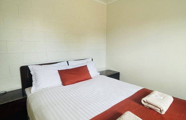 Broken Hill Outback View Holiday Park - Foto 7