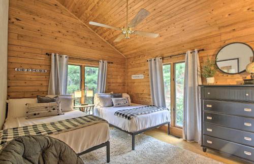 Elegant and Quiet Maine Escape with Sauna and Deck! - Foto 18