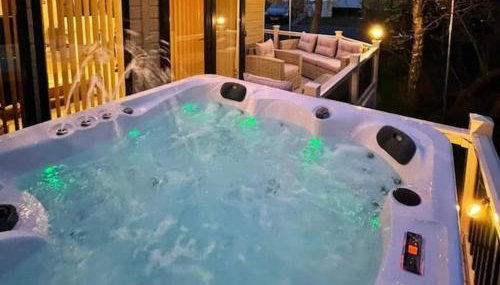 Gower Villa Luxury Cottage, 2 bedroom en-suite with Hot Tub - Foto 2