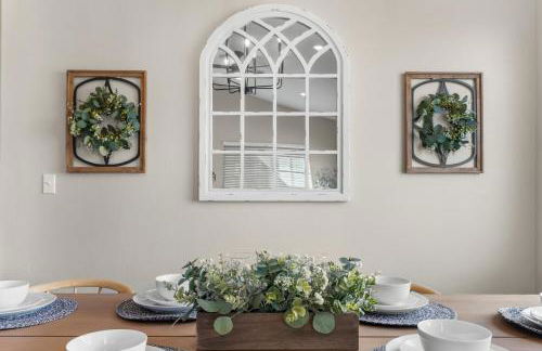 Cozy 5BR with Games and Pool for All - Foto 37