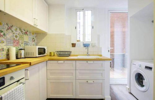 Colorful With Cozy Terrace In Gracia - Photo 19