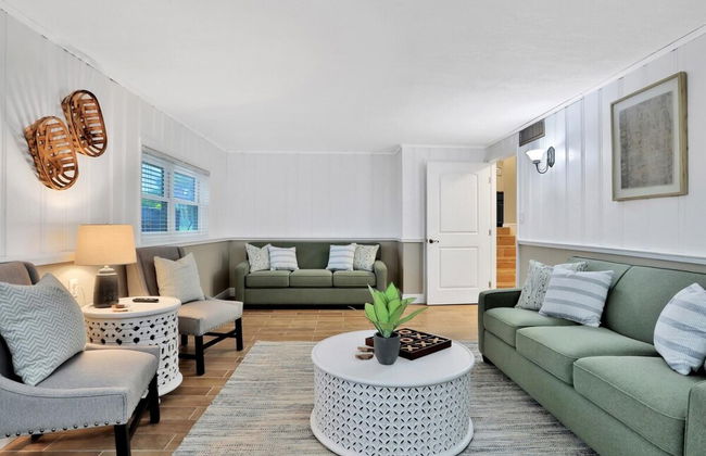 Kiss the Wave - Spacious 4BR 3BA w Pool hot tub - Foto 26