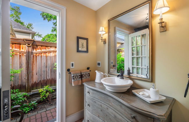 GLOBALSTAY. Charming 3 Bedroom House in North York - Foto 45