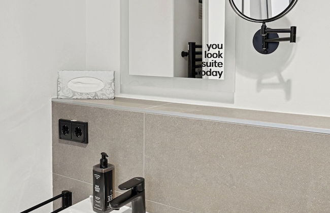 Limehome Memmingen Maximilianstraße - Foto 72