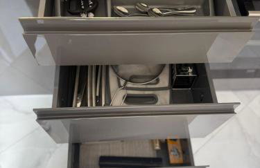 Modern 3 Bedroom House with Garden and Free Parking Long Stay Friendly - Foto 9