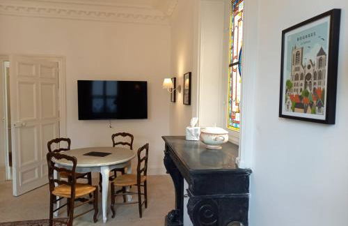 Clos Montcenoux, au coeur de Bourges. - Foto 15