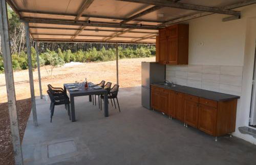 Robinson olive tree huts - Photo 56