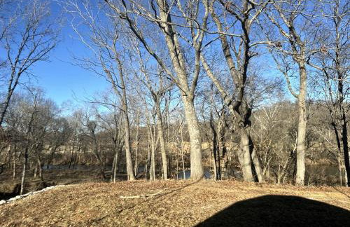 Riverfront Cozy Dome with Patio and Fire Pit in Missouri - Foto 7