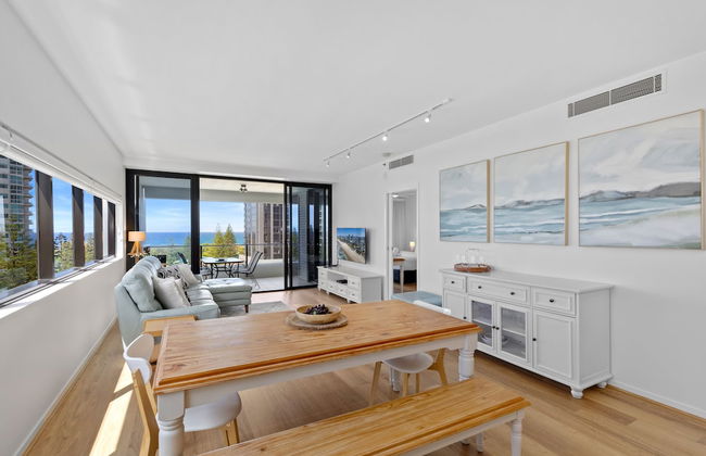 Ultra Broadbeach - Photo 22