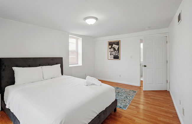 A Cottage in Downtown STL. Sleeps 10 - Photo 3