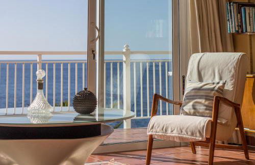 Villa in protected space in front of the sea - Foto 17