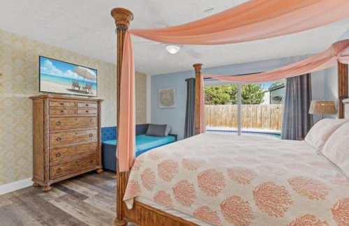 Anchors Away - Private Pool, Seasonal Hot Tub, Game Room, Walk to Beach, Pets OK - Photo 10