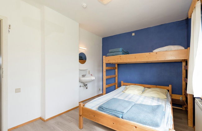 Holiday Home in Deiffelt Near Forest - Photo 12