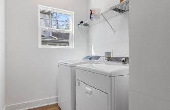 Sunny & modern Derby house - Foto 23