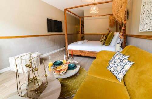 The Majestic Garden Suite - Photo 14