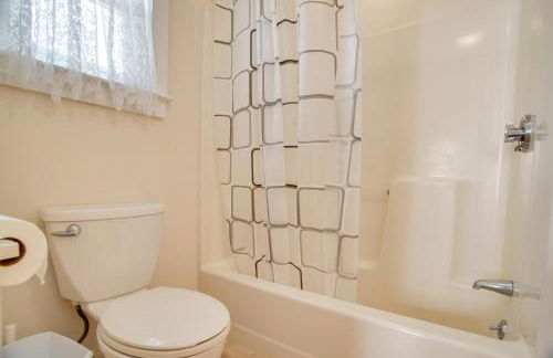 Less Than 1 Mi to Beach Family-Friendly Falmouth Home! - Foto 29