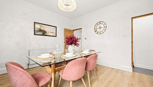 Modern and Comfy 3 Bed Manchester Home near Etihad, Coop Live Arena and Manchester City Centre - Foto 3
