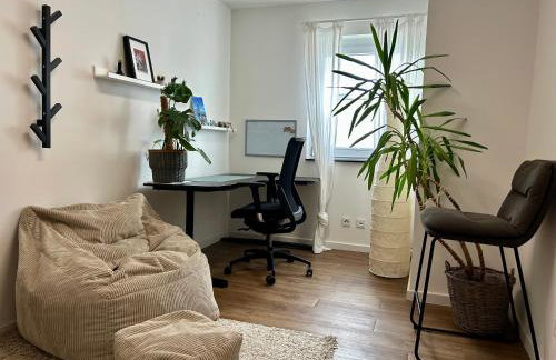 Wohlfühloase mit Pool, Kamin & großer Terrasse - Foto 20