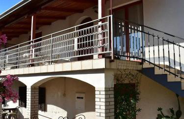 Apartment Take a Look - Photo 46