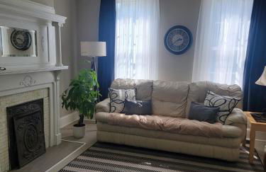 1895 meets 2025 Townhouse - Foto 8