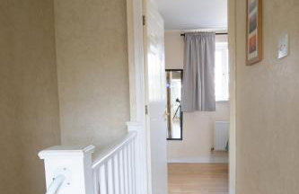 2BR Home Near Shops & Transport Links - Foto 47