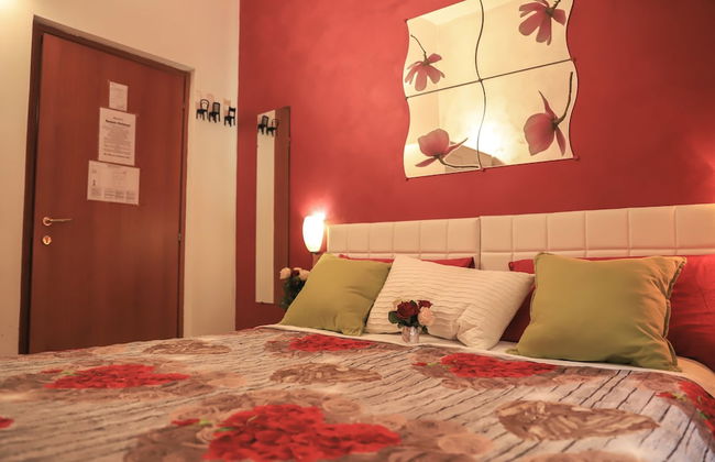 Român Holidays Hostel - Foto 23