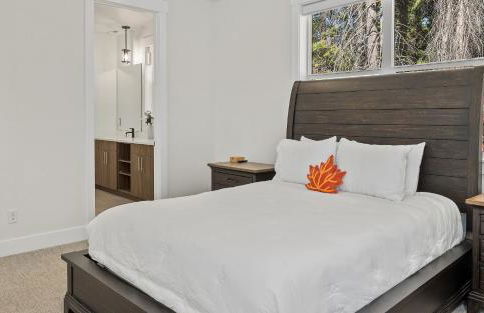 Wildwood Cabin at Suncadia- Hot Tub, Firepit, BBQ, Gourmet Kitchen, Fireplace, Smart TVs, Hi-speed Wi-Fi, Secluded - Foto 22