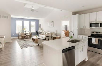 Landing Amazing 1BD Pool Courtyard - Foto 30