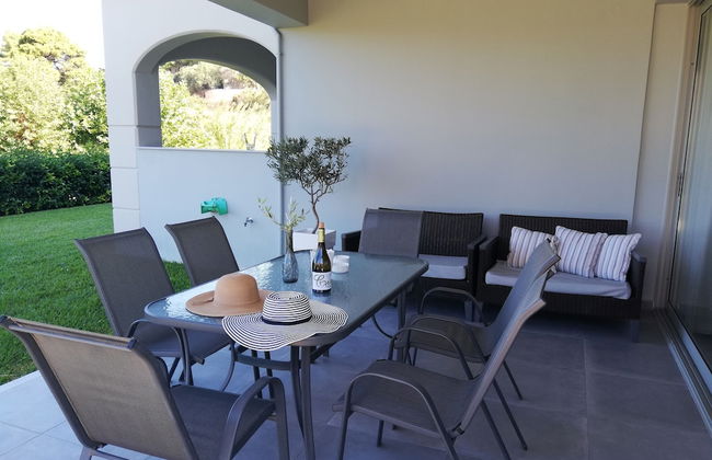 Astra Village Hotel Suites - Foto 17