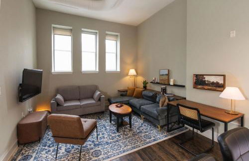 Downtown Modern 2BR Loft Apartment - Sleeps 8-9 - Foto 20