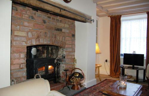 Bronhaul Cottage in Pennal - Photo 10